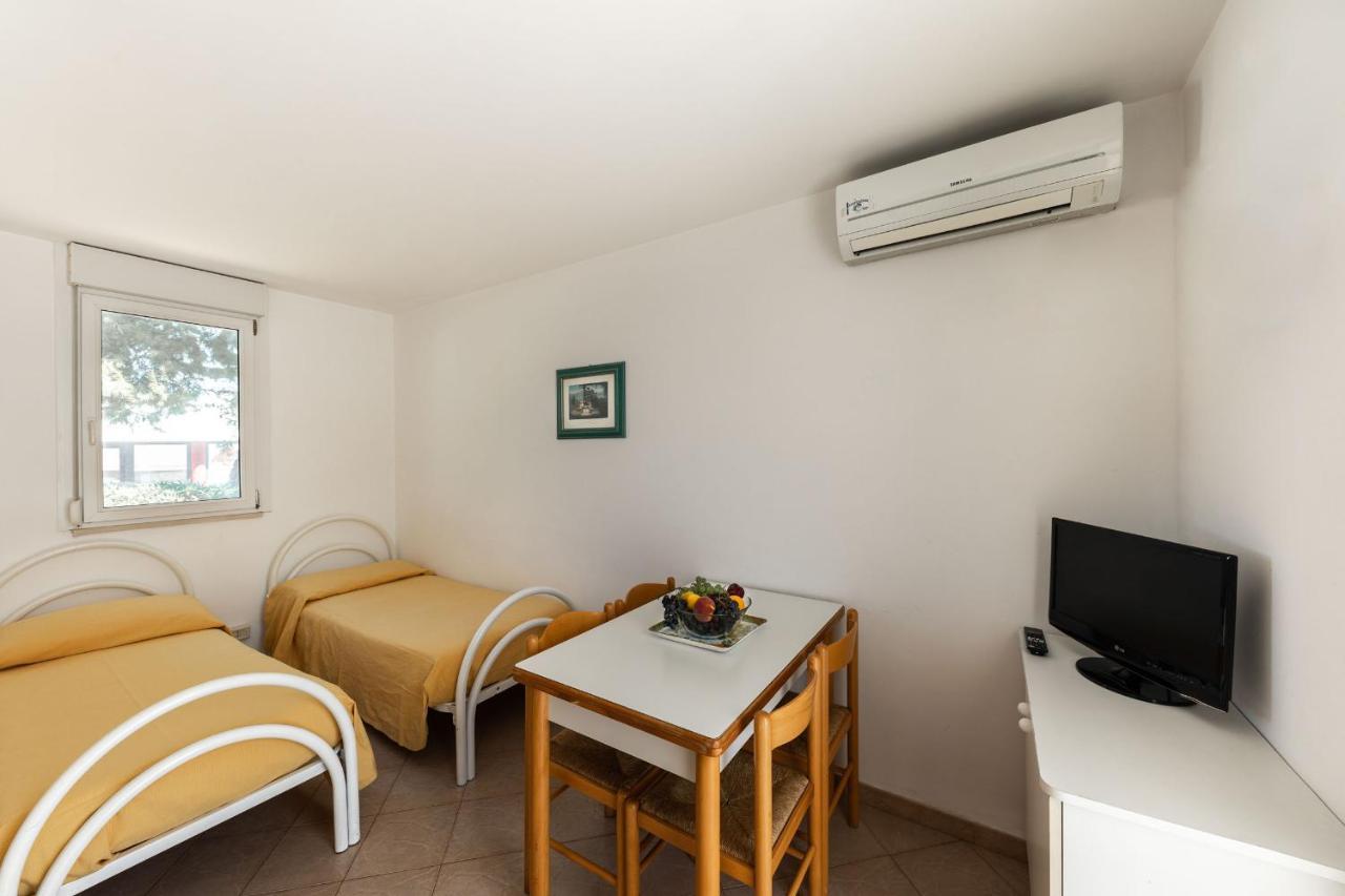 Residence Camping Atlantide Monopoli Exterior foto