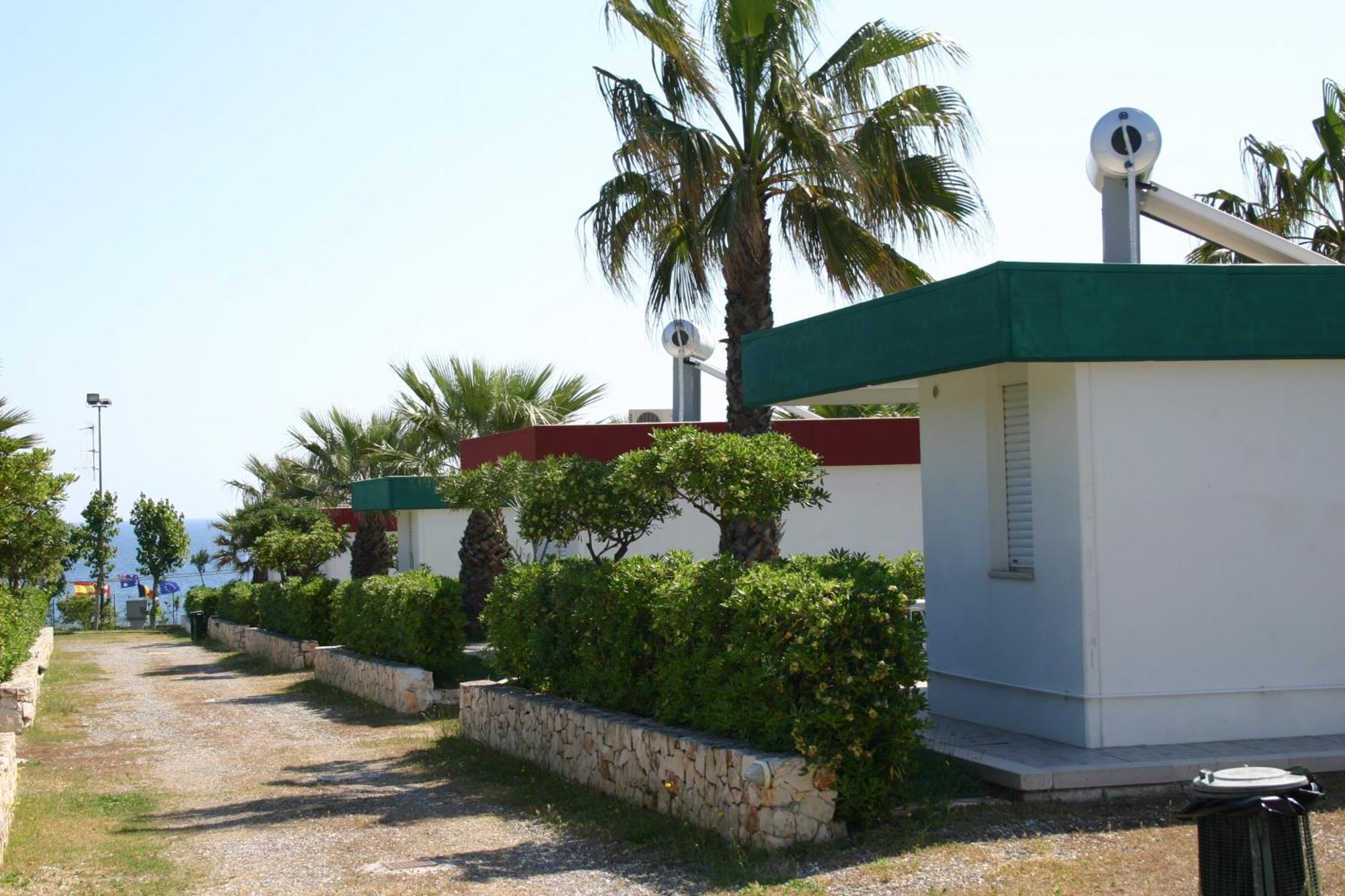 Residence Camping Atlantide Monopoli Exterior foto