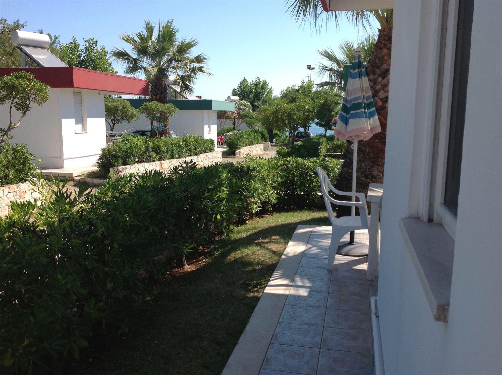 Residence Camping Atlantide Monopoli Exterior foto